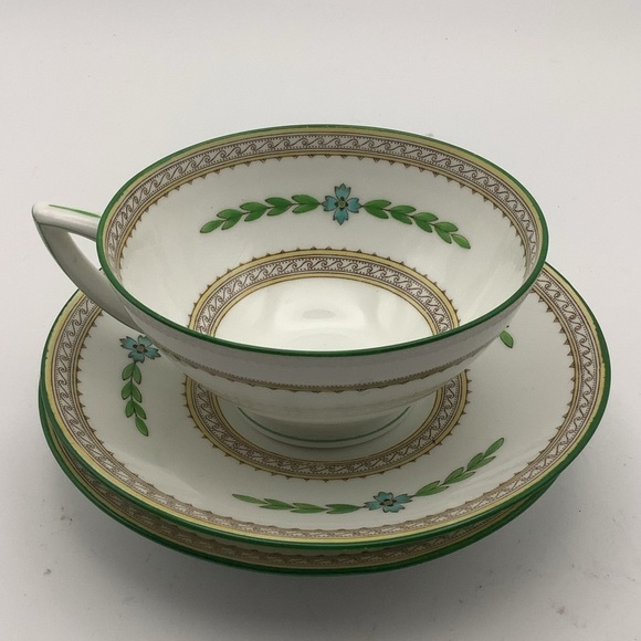 Vintage Minton England Kent Tea Cup & Saucer - Picture 1 of 13